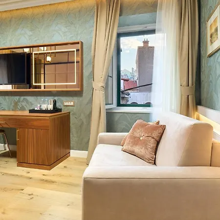 Geremia Luxury Nocleg ze śniadaniem 4*