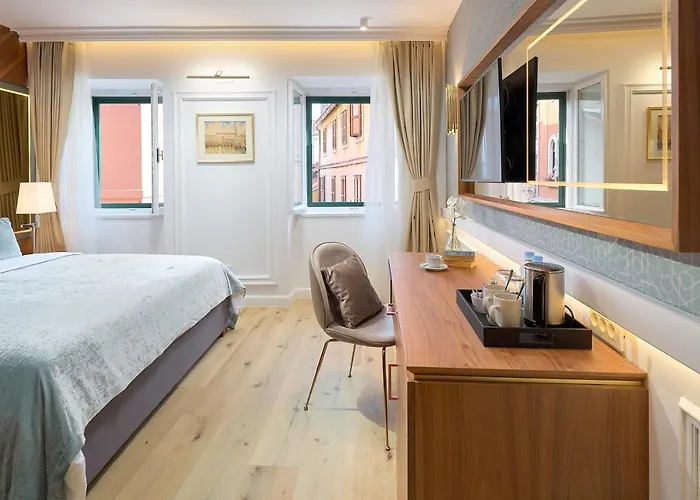 Geremia Luxury 4* Split